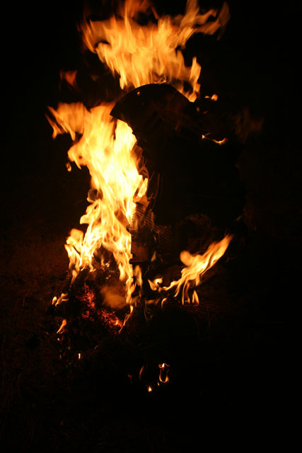 Pig In The Pit 10-26-08  - 034