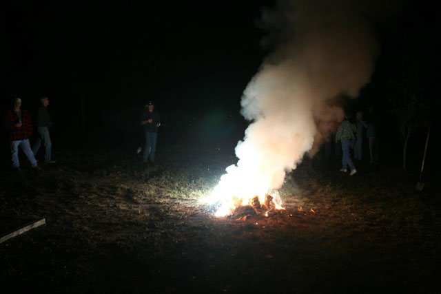 Pig In The Pit 10-26-08  - 042
