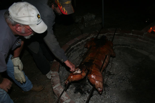 Pig In The Pit 10-26-08  - 061